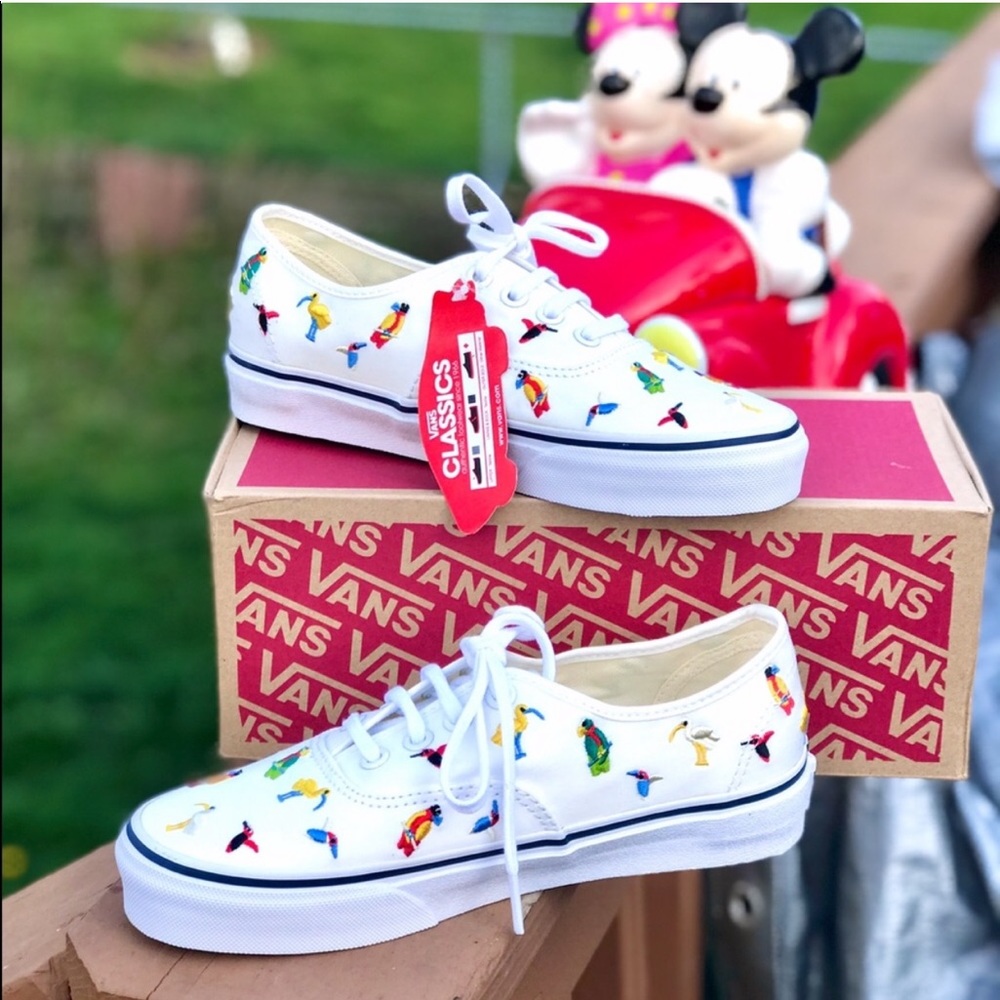 SOLD Kids List NWT RARE Vans Bird Embroidered - Picture 2 of 8